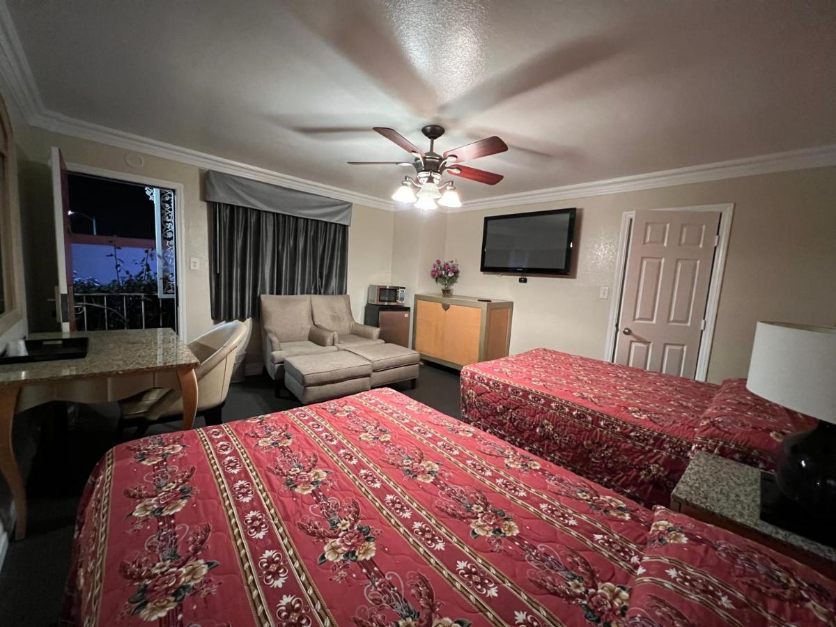 Flamingo Motel Oxnard Bagian luar foto