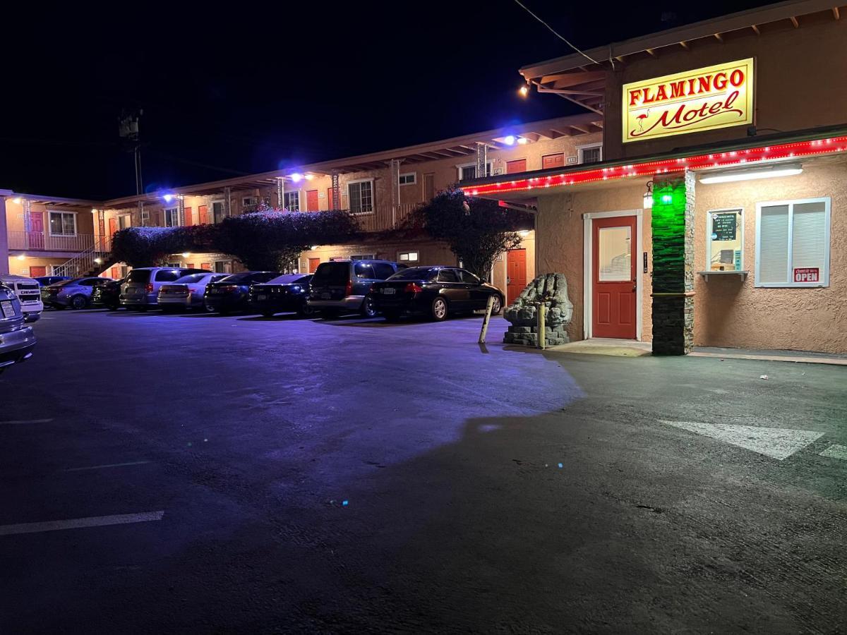 Flamingo Motel Oxnard Bagian luar foto